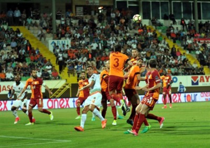 5 gol 1 penaltı G.Saray kazandı!