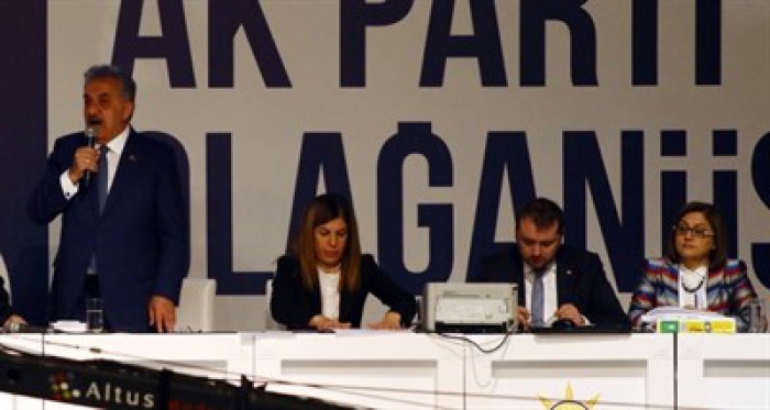 AK Parti'de tüzük değişti!