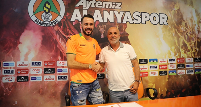 Alanyaspor, Lokman Gör için imza töreni düzenlendi