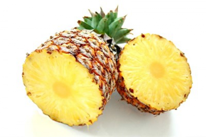 Ananas tırnak ve saçları…