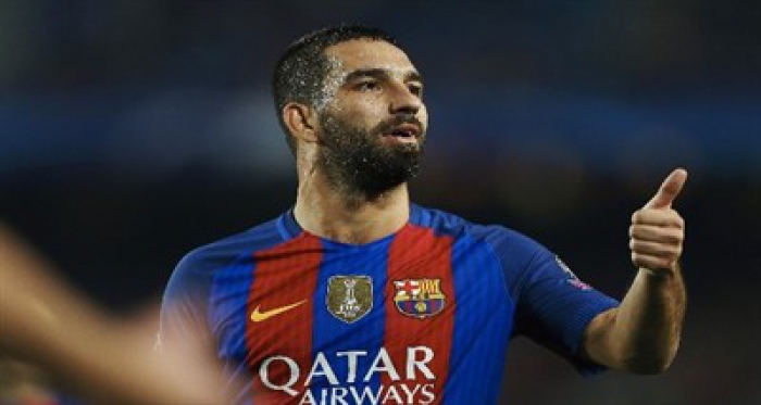 Arda Turan hat-trick yaptı, Barcelona turladı