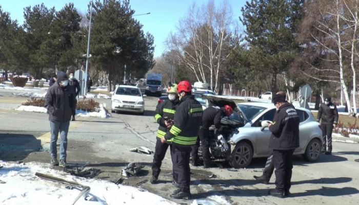 Atatürk Üniversitesi kampüsü içerisinde trafik kazası: 3 yaralı