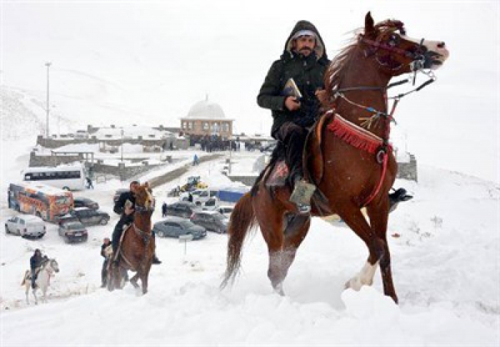 Atlı hafızlar, 484'üncü 'Binbir Hatim' duasını başlattı