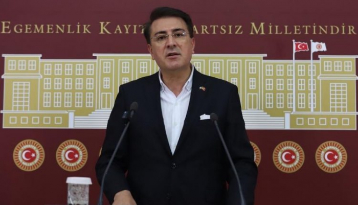 Aydemir: ‘Türbeyi aziz kılan bekçisidir’