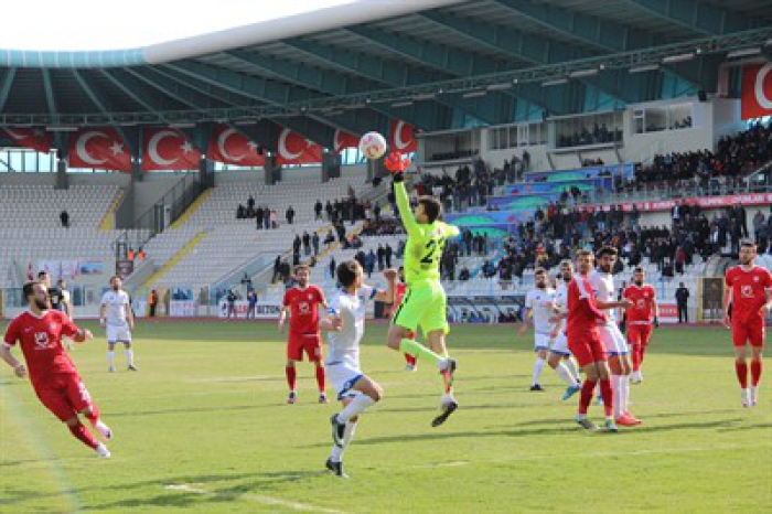 B.B. Erzurumspor: 2 – Pendikspor: 4