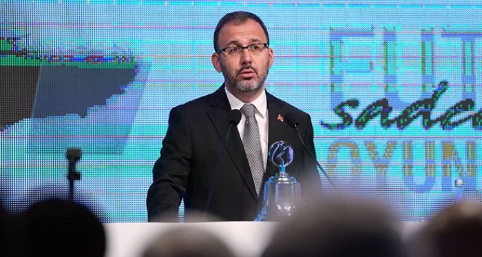 Bakan Kasapoğlu: ‘UEFA’nın soruşturma kararı yok hükmündedir’