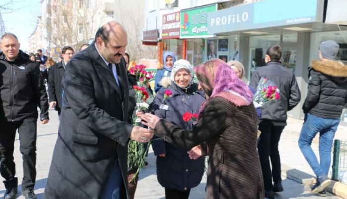 Başkan Orhan: “Kadınlar toplumun mimarlarıdır”