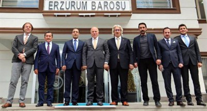 Başkan Sekmen Erzurum Barosunu ziyaret etti