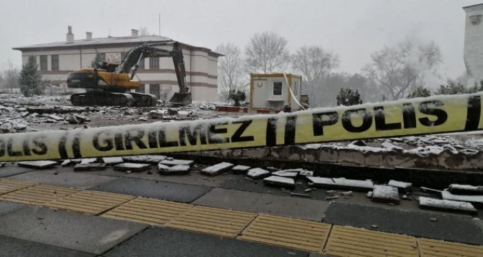 Başkent’teki bir temel kazısından insana ait olduğu düşünülen kemikler bulundu