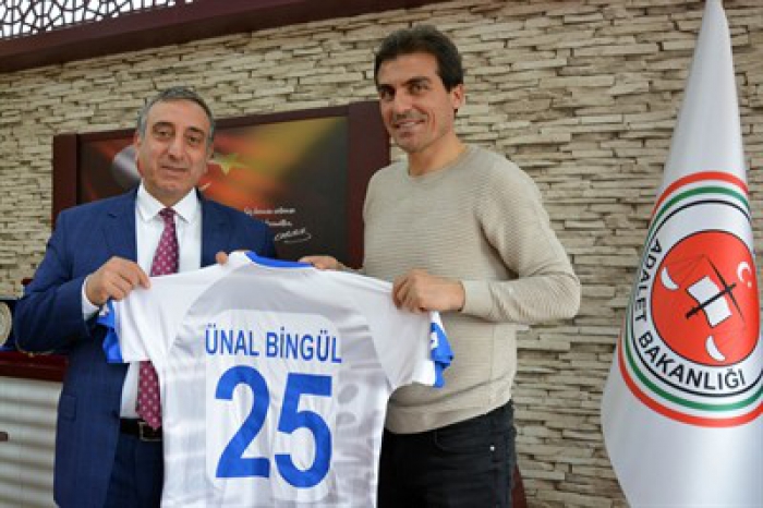 Başsavcı Bingül’e Erzurumspor forması 