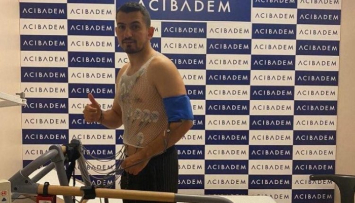 BB Erzurumspor, Emrah Başsan ile sözleşme uzattı