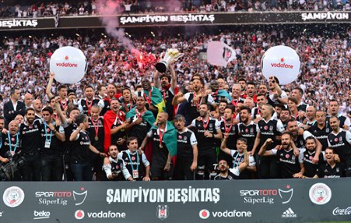 Beşiktaş kupasına kavuştu