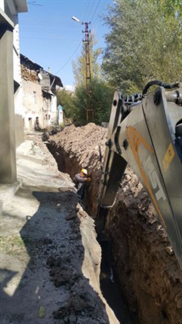 Büyükşehir’den ilçelere altyapı yatırımı