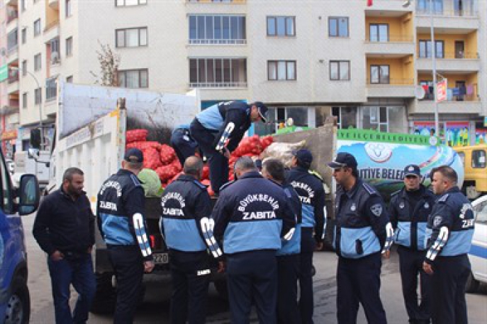 Büyükşehir’in zabıtaları denetimde