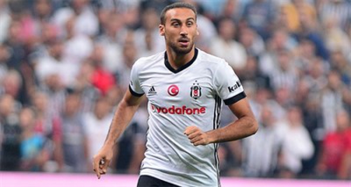 Cenk Tosun transferinde imzalar bu hafta atılıyor