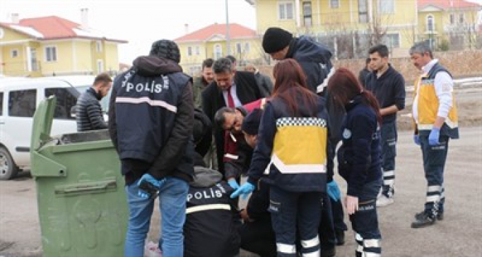 Çöp konteynerinden vahşet çıktı