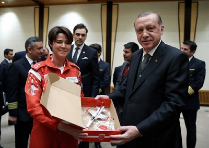 Cumhurbaşkanı Erdoğan Pilotlarla