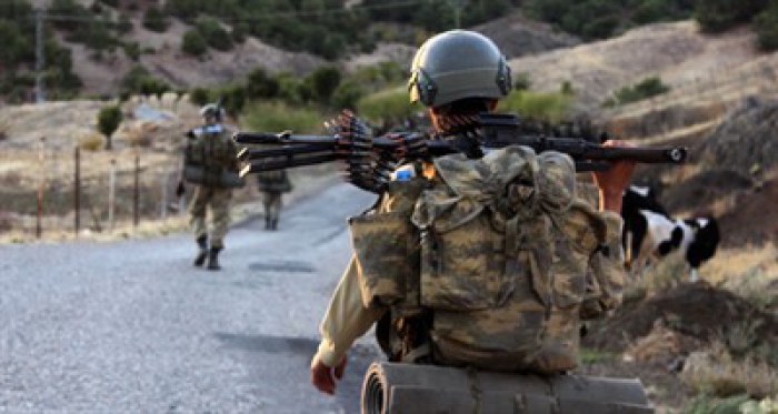 Diyarbakır'da çatışma! 2 asker şehit, 7 PKK'lı öldürüldü!