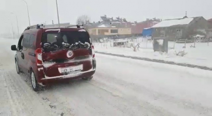 Doğu’da ve Erzurum’da fırtına ve tipi etkili oluyor