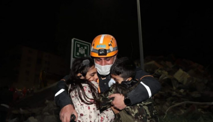 Elif’i kurtaran AFAD Erzurum ekibine Kayra ve Saltuk kardeşlerden teşekkür