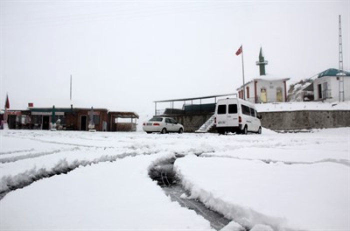 Erzurum'a kar yakışır…