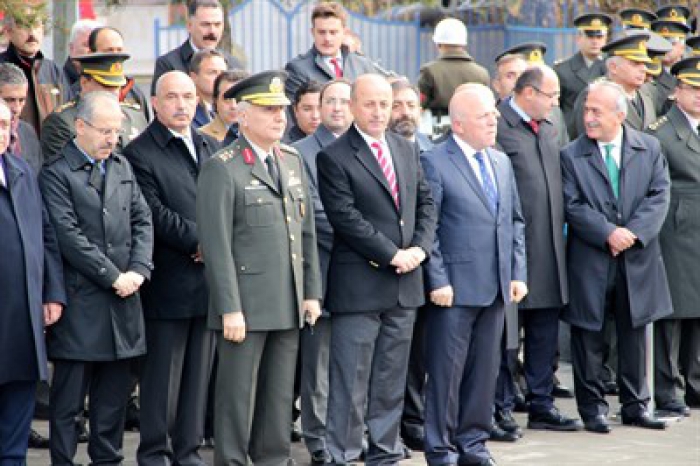 Erzurum’da 10 Kasım töreni 