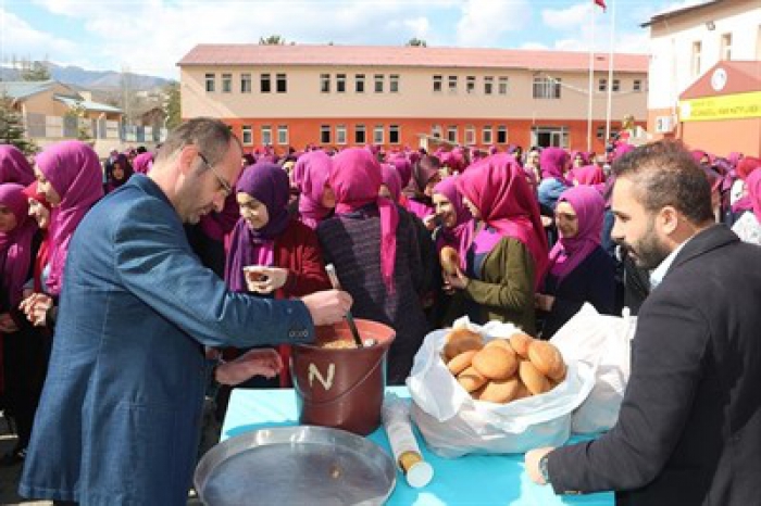 Erzurum'da Çanakkale ruhunu anlamak için aç kaldılar 