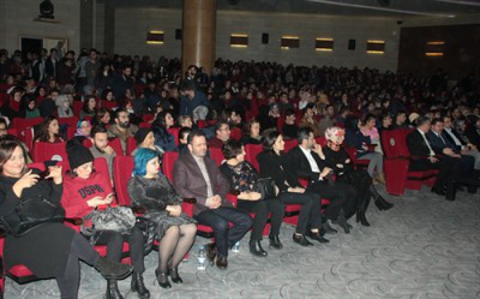 Erzurum'da Doktorlardan ‘İnsanlık Konseri’