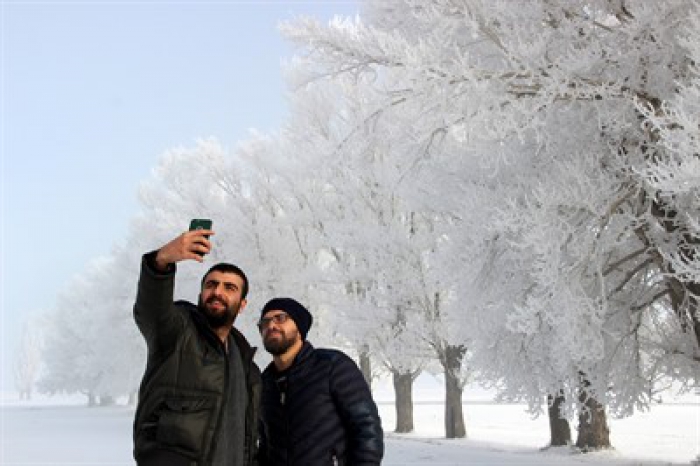 Erzurum'da düşen kırağı izlenmeye değer manzaralar oluşturdu 