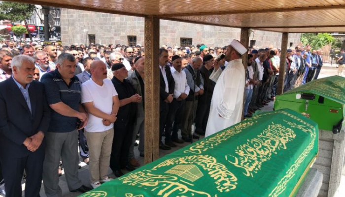 Erzurum’da Gazeteci Ramazan Karataş’ın baba acısı