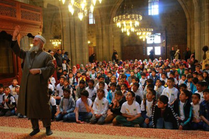 Erzurum’da ilkokul öğrencileri Camii’de buluştu