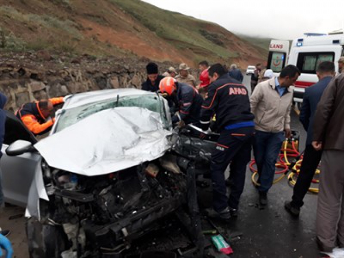 Erzurum’da katliam gibi kaza: 5 ölü, 10 yaralı