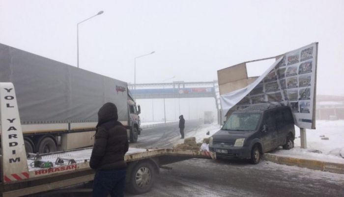 Erzurum’da kaza: 1 ölü, 2 yaralı