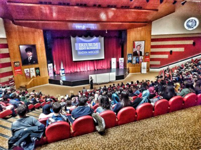 Erzurum'da Kişisel Gelişim ve Liderlik Zirvesi