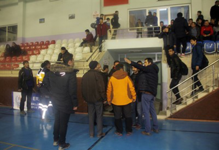 Erzurum'da liselerarası futsal maçında öğrenciler arasında gerginlik