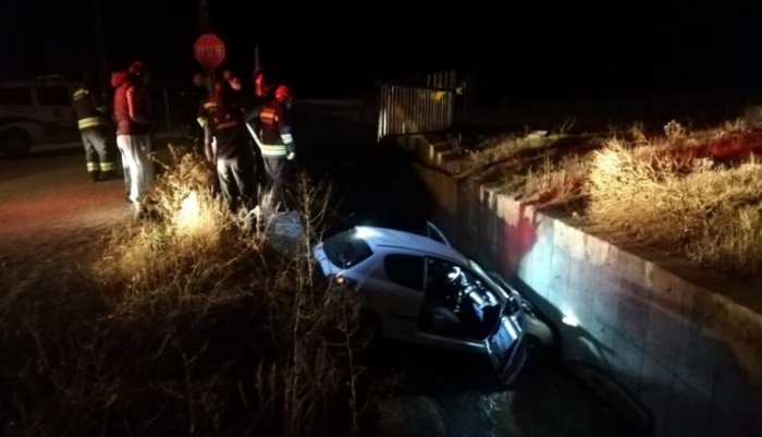 Erzurum’da  Otomobil su kanalına düştü: 2 yaralı