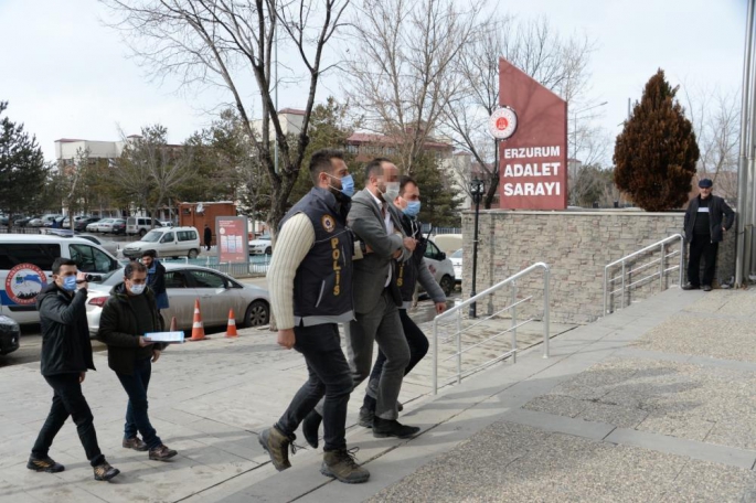 Erzurum'da Polisi metrelerce sürükleyen taksici tutuklandı