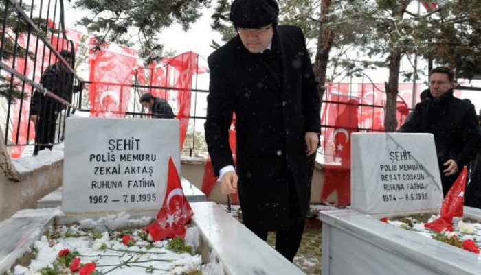 Erzurum’da şehitler dualarla anıldı