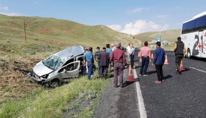 Erzurum’da trafik kazası: 1 ölü 2 yaralı 