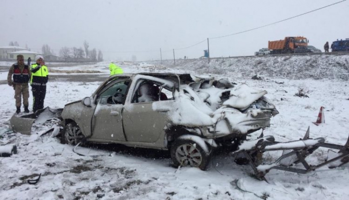 Erzurum’da trafik kazası: 1 ölü, 2 yaralı 