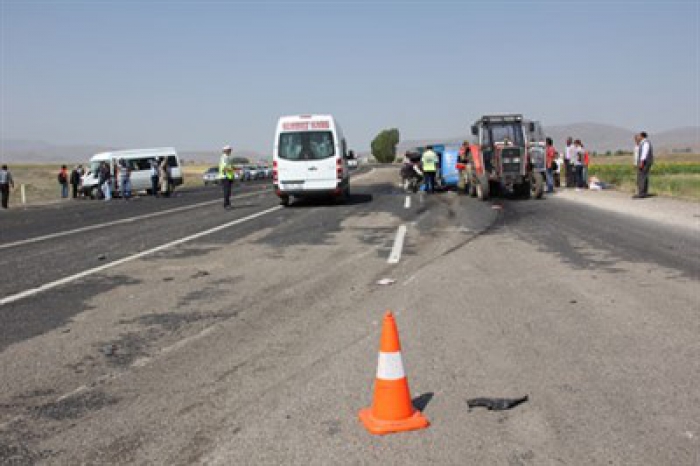 Erzurum'da trafik kazası: 3 ölü, 1 yaralı