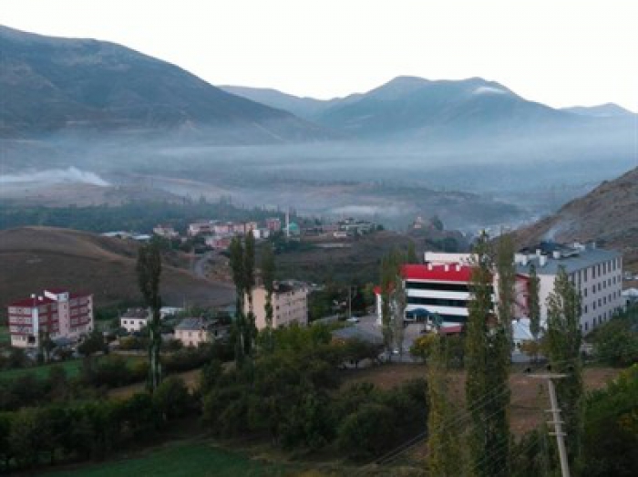 Erzurum'da vatandaşlardan çöp depolama alanı tepkisi