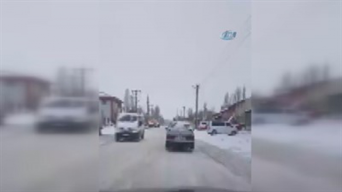 Erzurum’daki trafik canavarı görenlere pes dedirtti