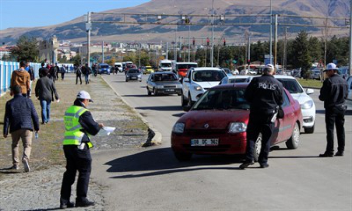 Erzurum emniyetinden gazetecilere keyfi uygulama