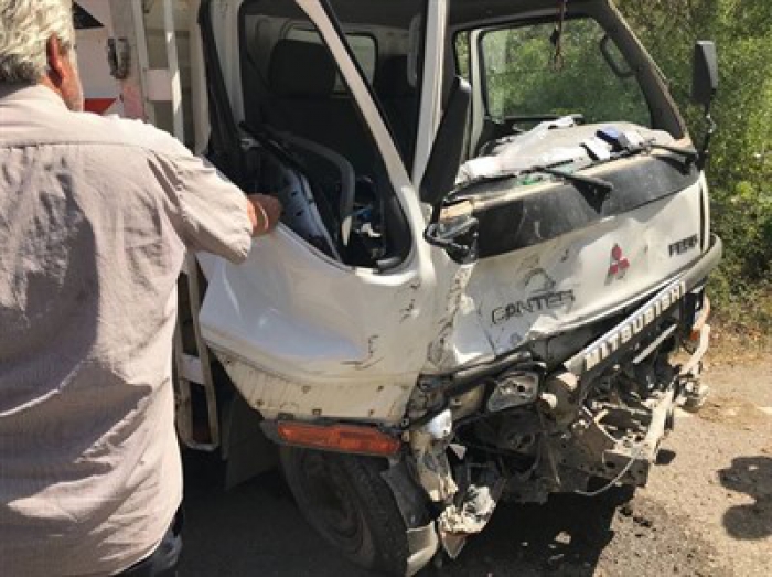 Erzurum Oltu'da trafik kazası! 2 yaralı