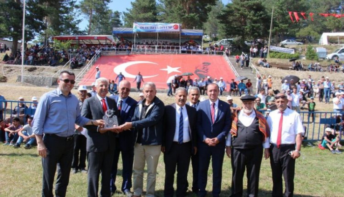 Erzurum Oltu Kırdağ Karakucak Güreşleri Yapıldı