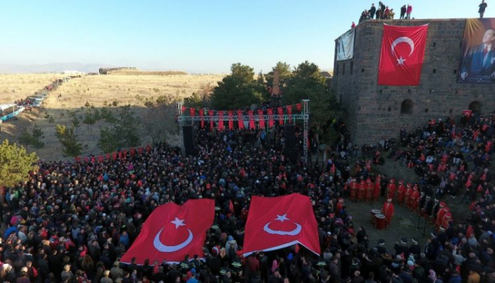 Erzurum tarihine yürüyecek