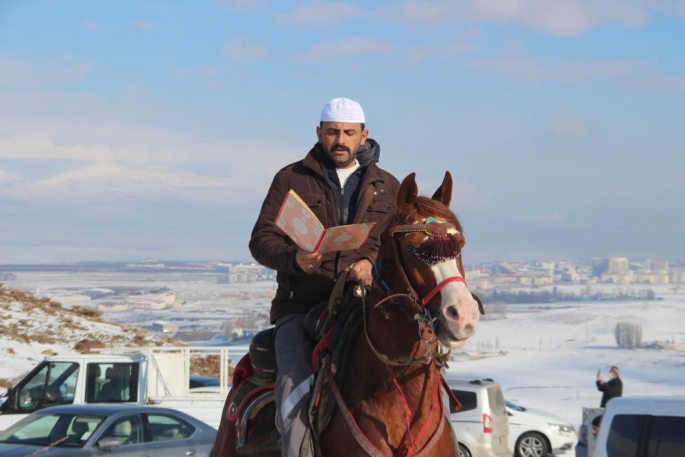 Erzurum'un 500 yıllık kadim geleneği 'Binbir Hatim' başladı