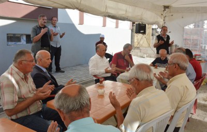 Erzurum Valisi Azizoğlu'ndan Demir ailesine taziye ziyareti