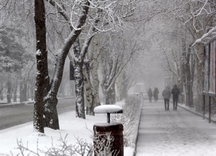 Erzurum ve Erzincan’a lapa lapa kar yağdı